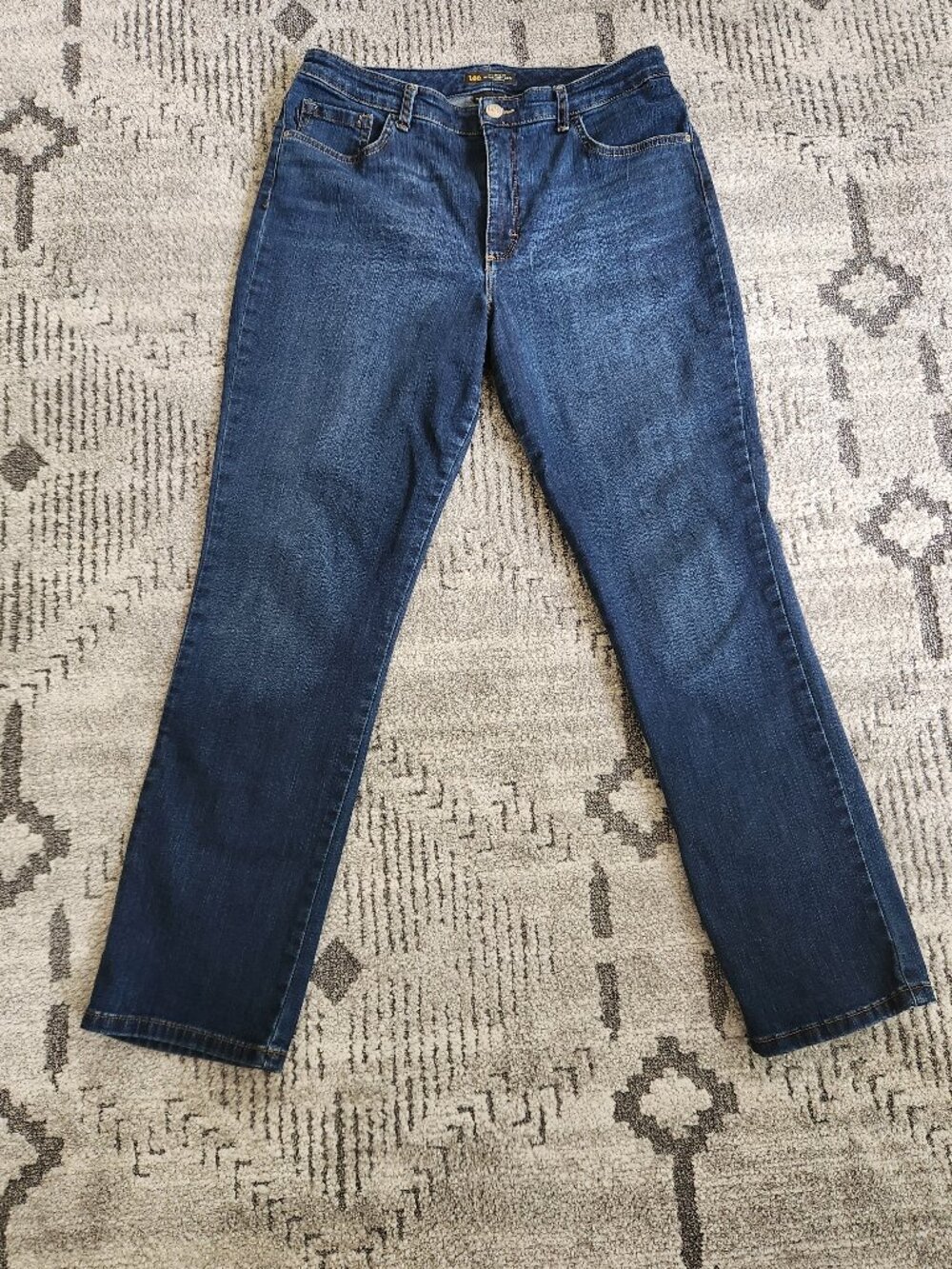LEE HIGH RISE STRAIGHT LEG.JEANS